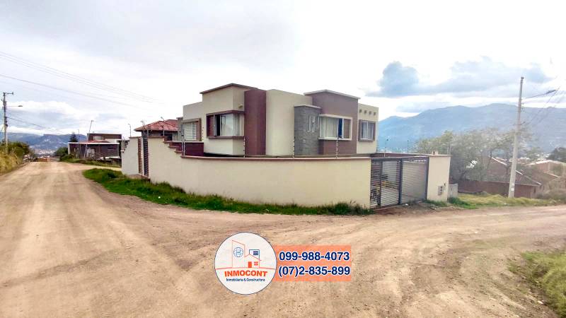 C1260 Hermosa casa de venta, con amplia área verde