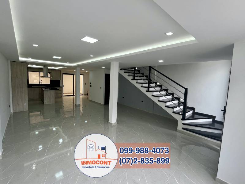 C1315 VIVIENDA INDEPENDIENTE JUNTO A LA VIA EN VENTA