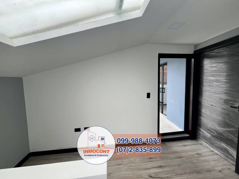 C1315 VIVIENDA INDEPENDIENTE JUNTO A LA VIA EN VENTA