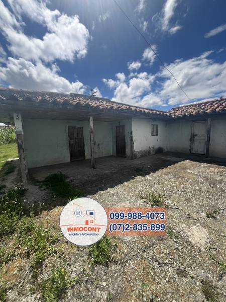 T426 AMPLIO TERRENO CON CONSTRUCCION DE VENTA