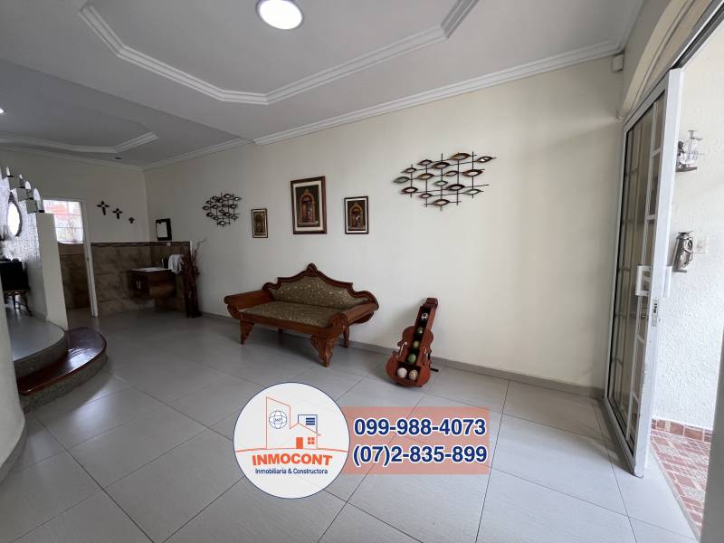 C1357 HERMOSA Y AMPLIA CASA DE VENTA