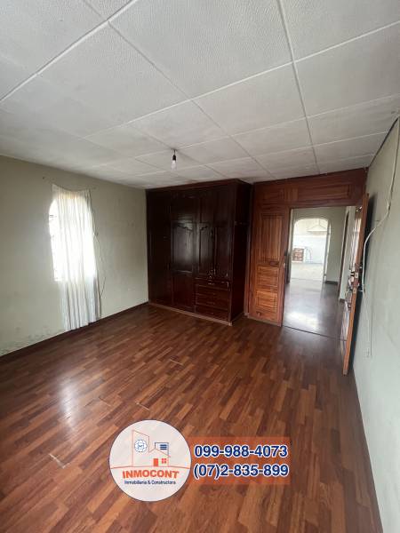 C1393 CASA RENTERA EN ZONA COMERCIAL DE VENTA
