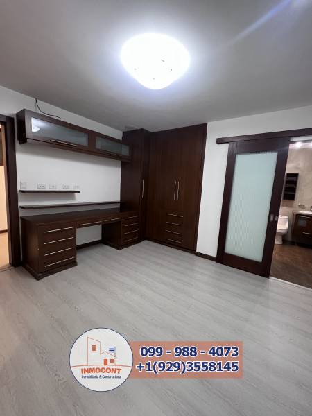 C1468 CASA RENTERA DE TRES DEPARTAMENTOS EN VENTA