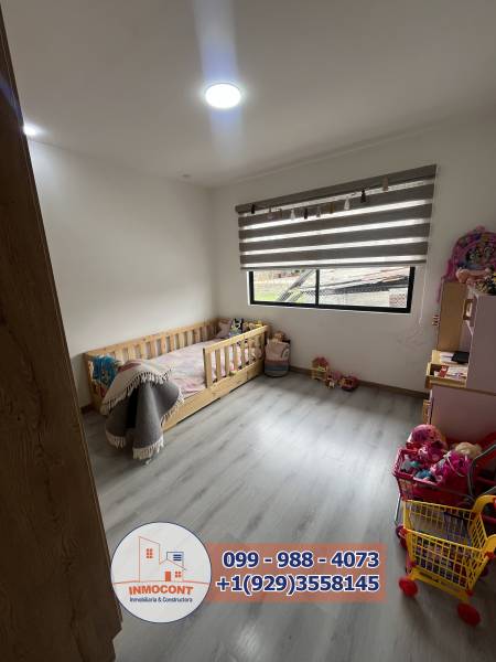C1521 CASA DE CINCO DORMITORIOS EN VENTA
