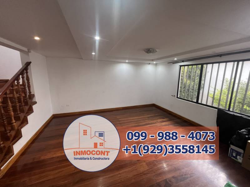 C1554 Casa en venta con patio grande y excelente ubicación – Sector Barrial Blanco