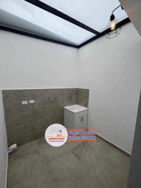 C1239 MODERNAS CASAS VIP